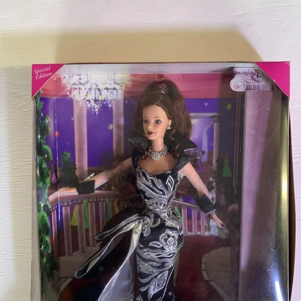 VTG Charity Ball 1997 Barbie Doll NRFB Silver And black Gown